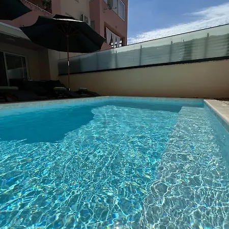 Luxury Ps